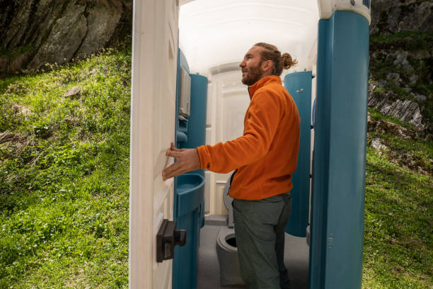 Best Portable restroom trailer rental  in Viola, IL